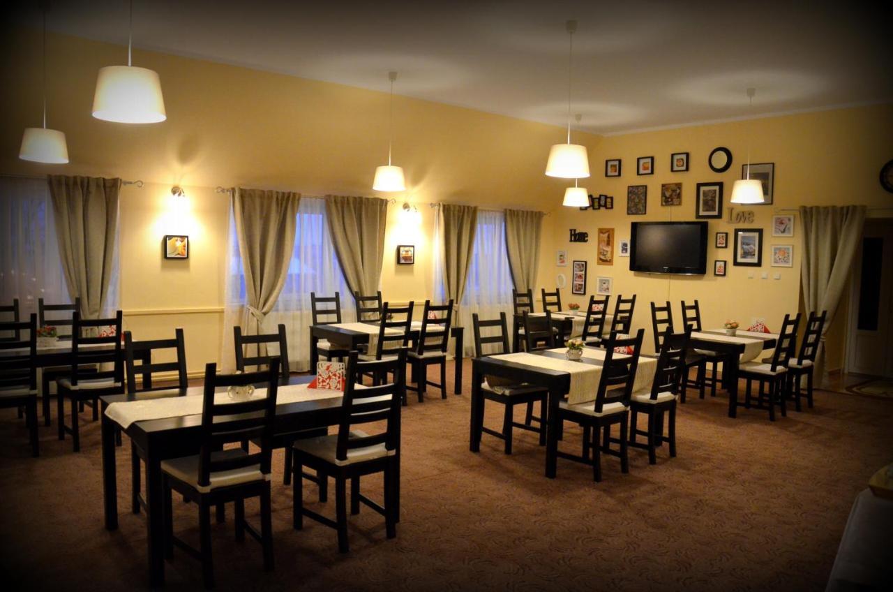 Cazare La Troita Otel Codlea Dış mekan fotoğraf