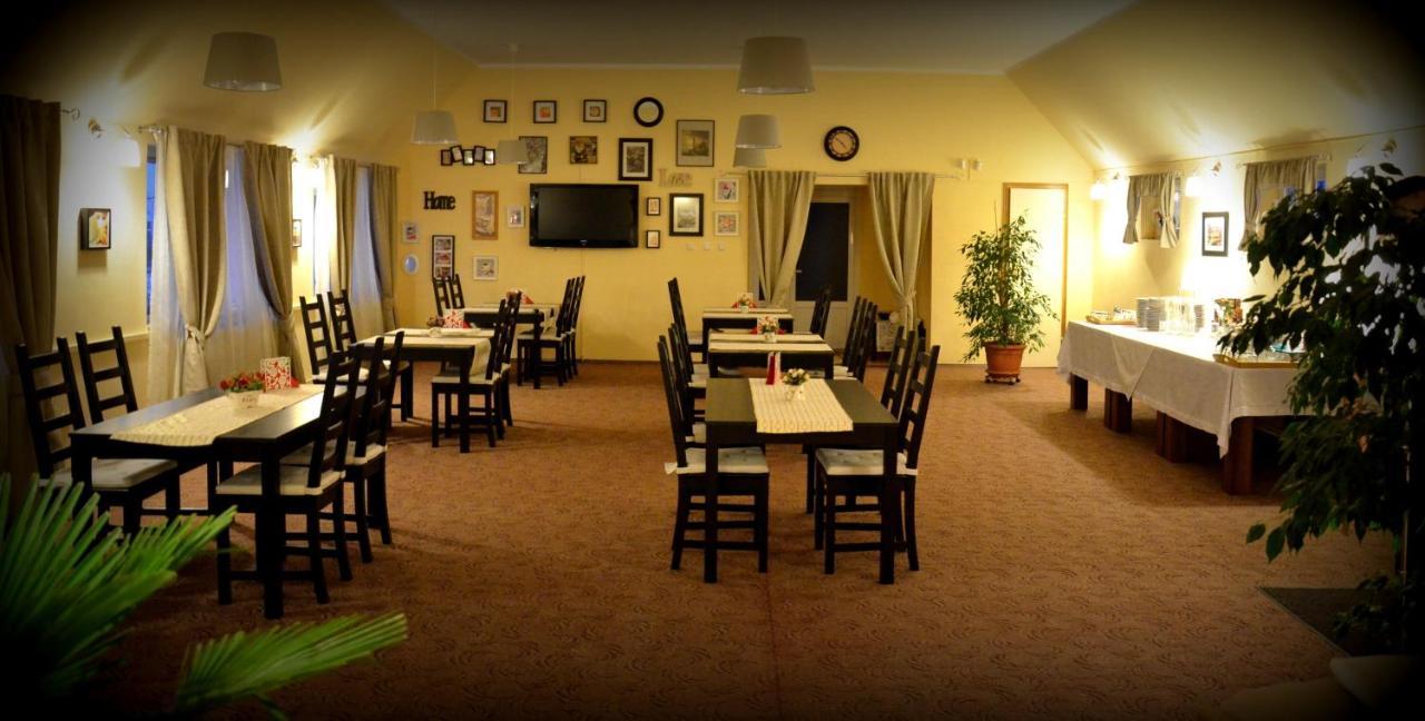 Cazare La Troita Otel Codlea Dış mekan fotoğraf