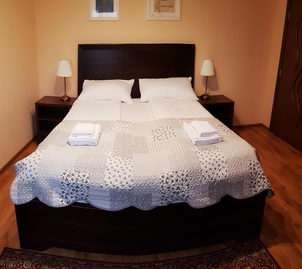 Cazare La Troita Otel Codlea Dış mekan fotoğraf